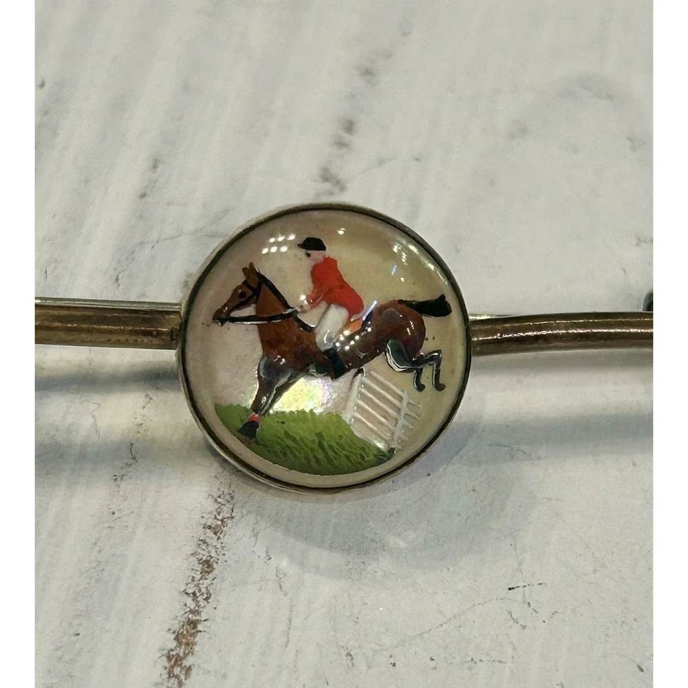 Antique VTG Intaglio Reverse Essex Crystal Horse Jockey Bar Pin Derby   C-Clasp